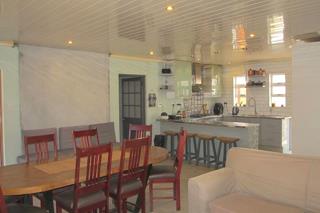  Bedroom Property for Sale in Uitsig Western Cape